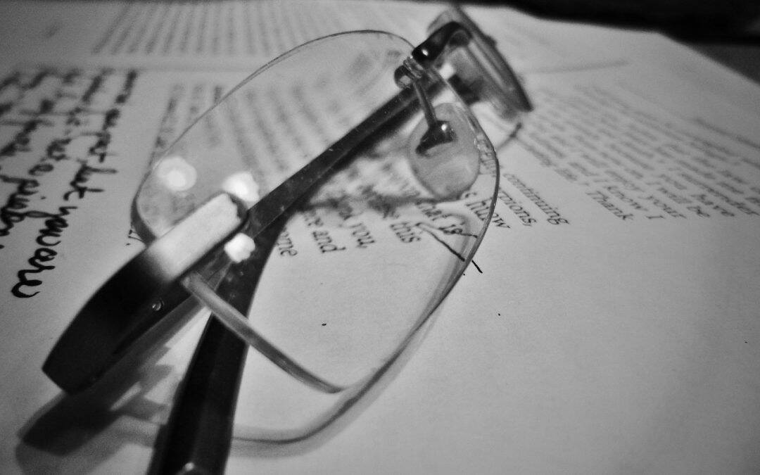 What’s the Difference Between Progressives and Bifocals?
